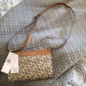 Tommy Hilfiger Cross Body with Wallet